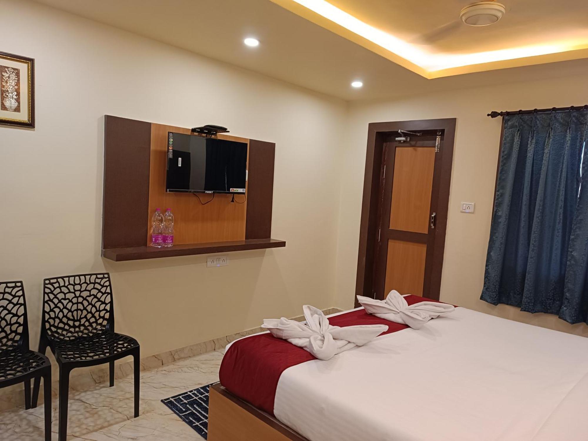 Mom Hotel - Unit Of Mom Hotel Puri Exterior foto